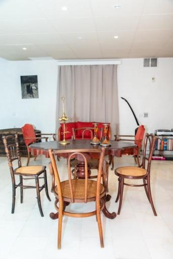 Theodore'S Maisonette Next To The Metro Station Atenas Exterior foto