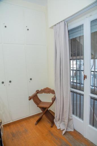 Theodore'S Maisonette Next To The Metro Station Atenas Exterior foto